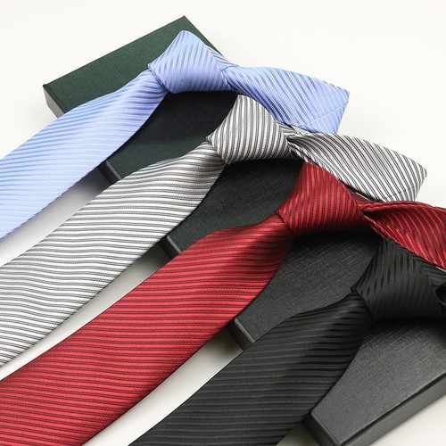 Cravate homme col polyester