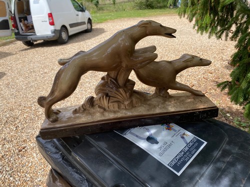 Chien faience saint - en,