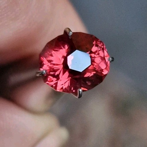 3ct malaya garnets from - 2.3ct,