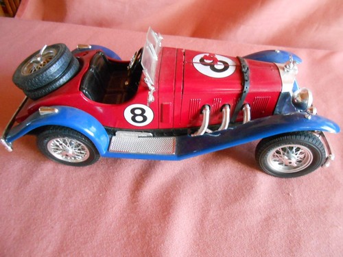 Voiture 18ème - voiture, 1/18ème