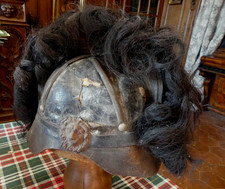 Casque en cuir    de Sapeur pompier prussien vers 1850