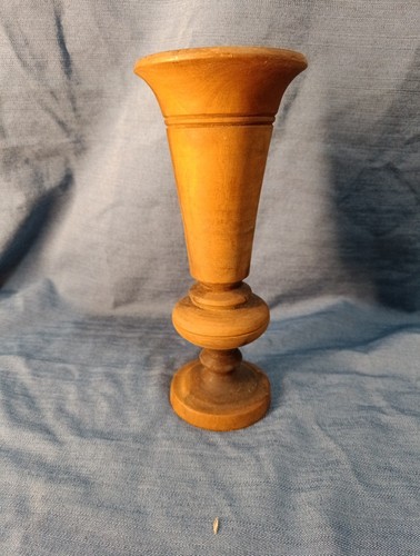Vase haut olivier - haut, tourné