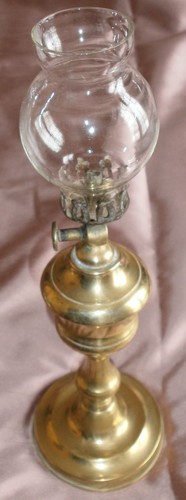 Lampe huile fin - à, en