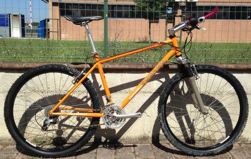 Vélo montagne voodoo - vélo,