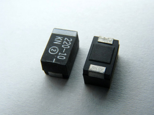 220uf 10v condensateur - 10v, 10%