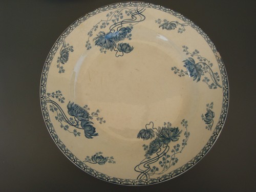 Ancien grand plat rond