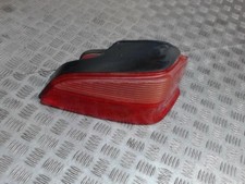 Feu arriere principal droit