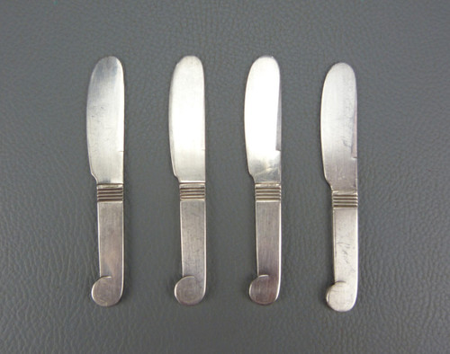 Lot couteaux beurre en - à,