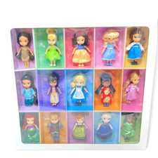 Lot de 15 figurines Disney