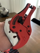 VIRAX Coupe tube PVC 32mm