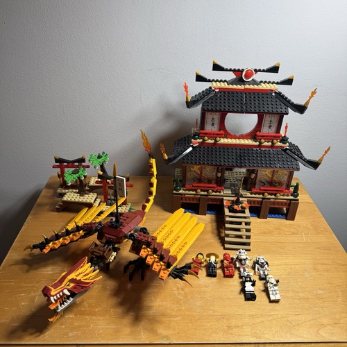 Lego ninjago fire temple - lego,