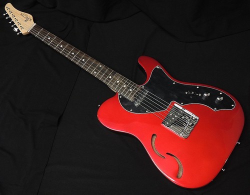 Guitare rouge schecter - rouge,
