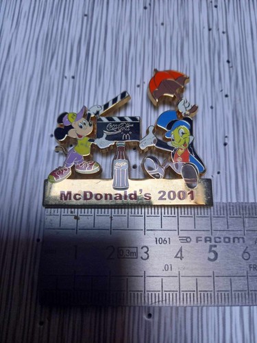 Pins donald coca cola 2001 - mc,