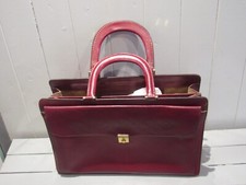 Cartable en cuir bordeaux Gerard Henon