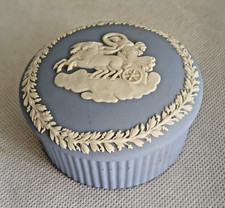 WEDGWOOD Jolie bonbonnière