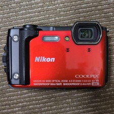 Nikon COOLPIX W300 Red