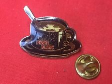 pins CAFE HENRY BLANC signe A.B tasse noire La Valette du Var TOULON VAR FRANCE