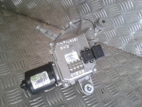 Moteur essuie glace avant