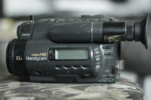 Camescope sony handycam hi8 - sony,