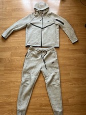 nike tech fleece