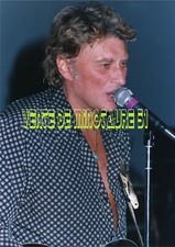 Johnny Hallyday au micro