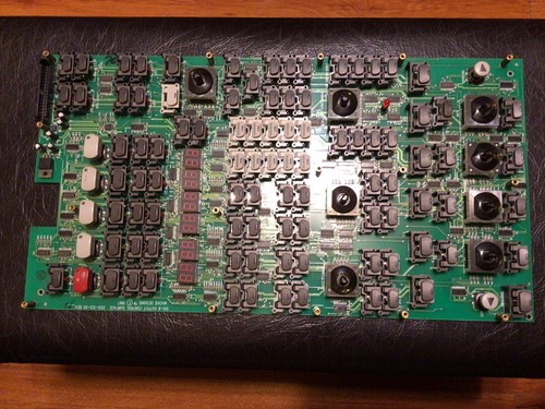 Mackie d8b digital mixer dig - mackie,