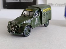 Collection Les Miniatures de Norev  1/43 2CV Fourgonnette La Poste 1952 + boite