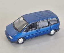 Petite voiture métal Peugeot