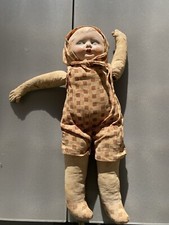 Petite Poupée Vintage, Corps