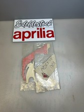 1 autocollant spoiler droit rouge sunset aprilia AP8166749 rsv 1000 tuono 2006