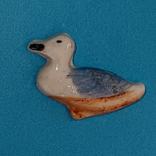 Fève 1ère époque Allemande BEAU  CANARD - porcelaine polychrome  décorée