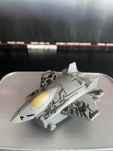 Hasbro transformers figurine - hasbro,