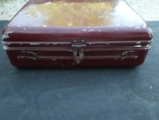 RARE ANCIENNE VALISETTE PUBLICITAIRE DE MARQUE MAGGI EN METAL BORDEAUX