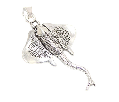 Pendentif charm raie manta - raie, en