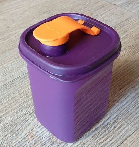 Tupperware petit pichet - -,