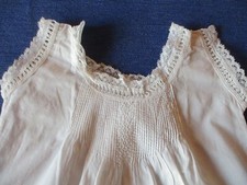 Robe de Baptême N°4 blanc coton fin dentelle broderie plis bébé ancienne