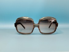 LUNETTES DE SOLEIL OVALES