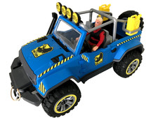 SCHLEICH VOITURE 4X4 DINOSAURE