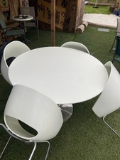 table + 4 chaises ORBIT LARGE