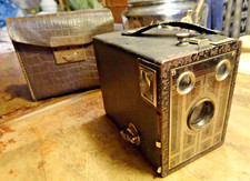 Ancien Appareil Photo Brownie Junior Six - 20 + étui cuir origine