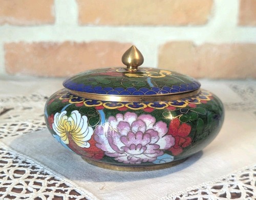 Boite ancienne emaux - boite,