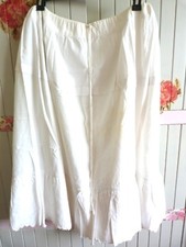 MAGNIFIQUE JUPON COTON A DOUBLE VOLANT FESTONNE