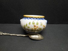 Petit pot en faience de