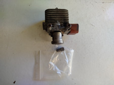 CYLINDRE PISTON     POUR