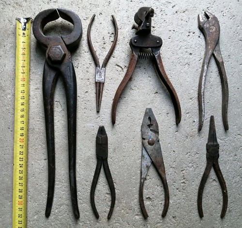 Lot anciennes pinces - d5-, 7