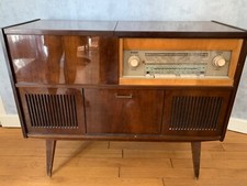 Radio- tourne disque années 1960 SCHAUB-LORENZ - Très bon état, tout fonctionne