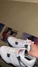 Air Jordan 4 - Cement