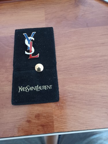 Pin yves saint laurent - yves,