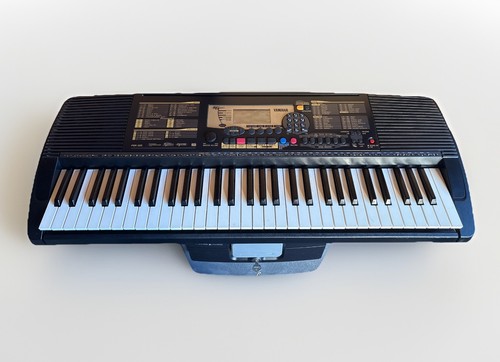 Yamaha psr 225 synthesizer - yamaha, psr-225