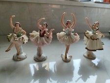 ENSEMBLE STATUES PORCELAINE NUMÉROTÉES DANSEUSE ROBE DENTELLE